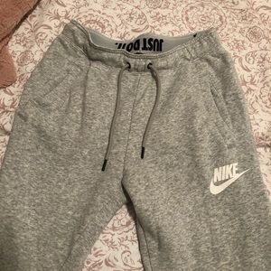 nike joggers